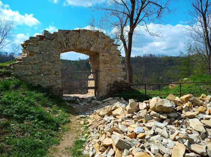Zřícenina Hradu Brandýs Nad Orlicí, Czech Republic (Czechia)